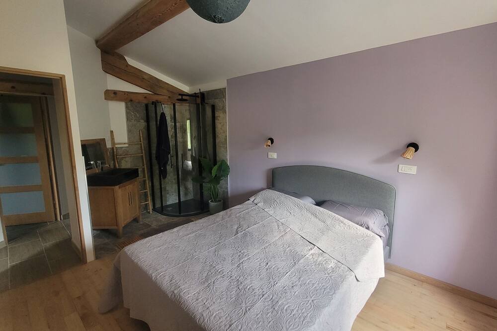 Photo of Bedroom in Laure-Minervois