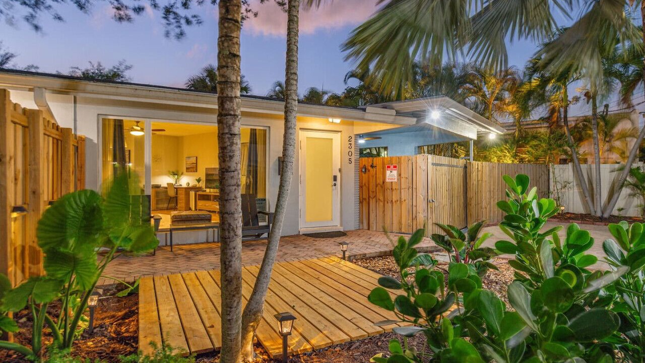 Photo of Outdoor in Wilton Manors