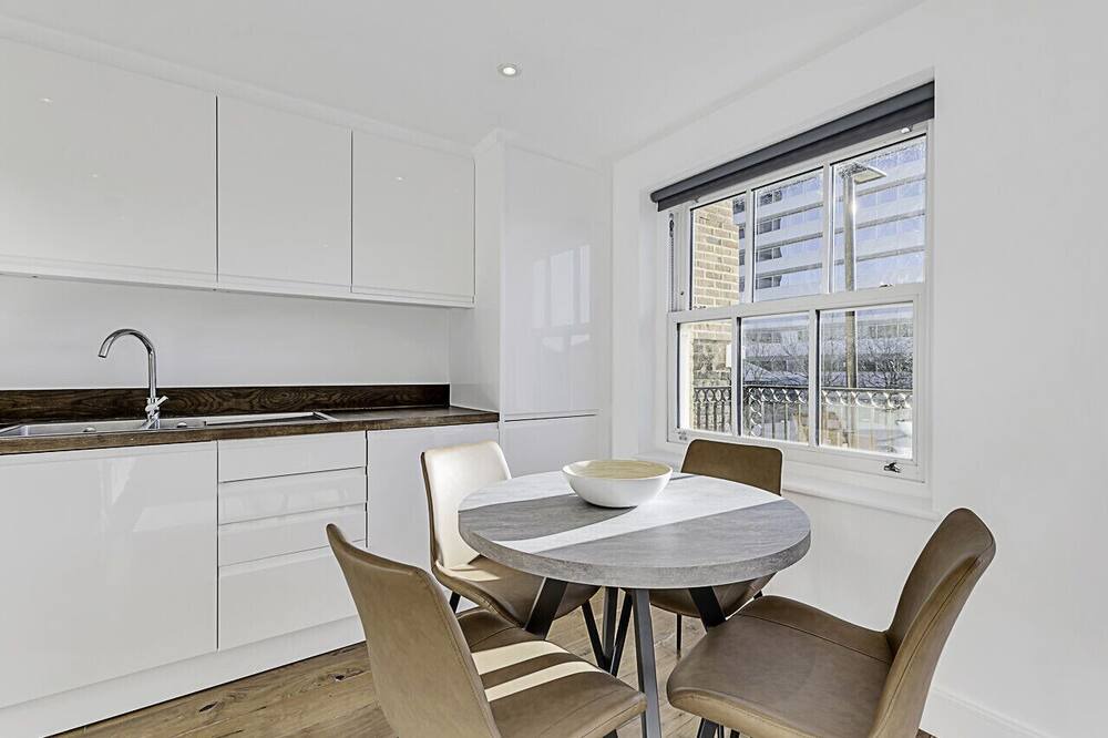 Photo of Others in Turnham Green