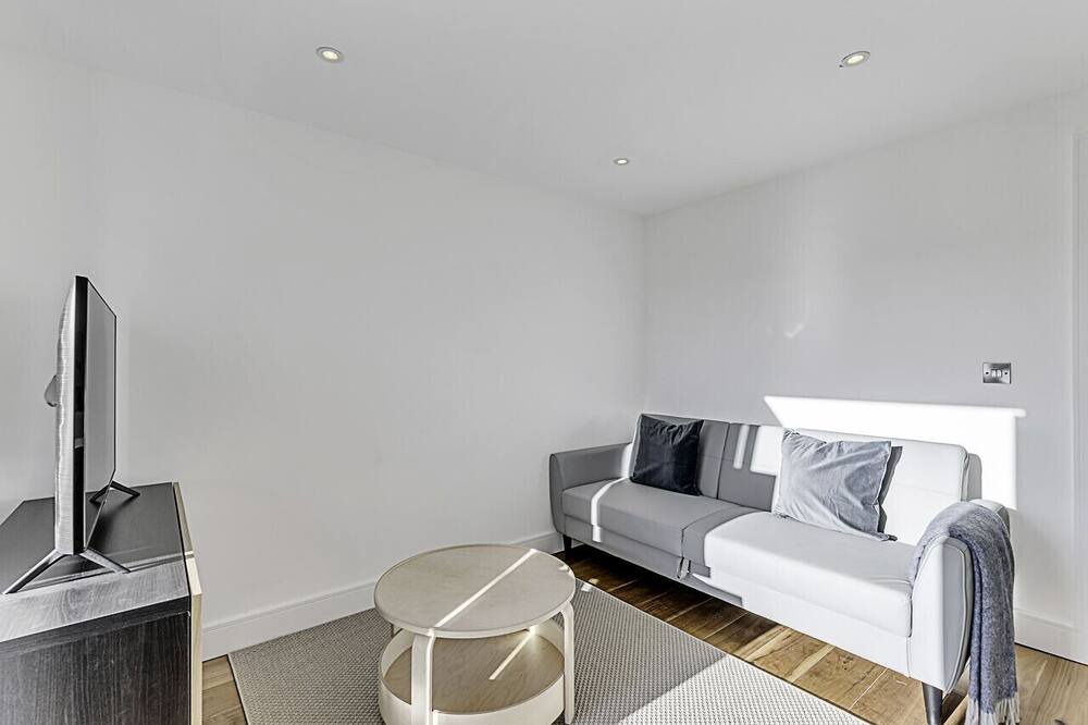 Photo of Livingroom in Turnham Green