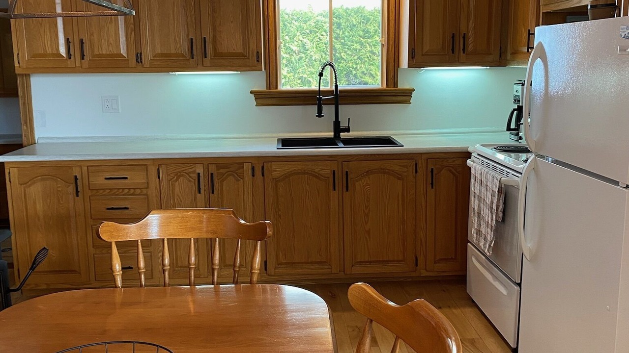 Photo of Kitchen in Le Haut-Saint-Francois Regional County Municipality
