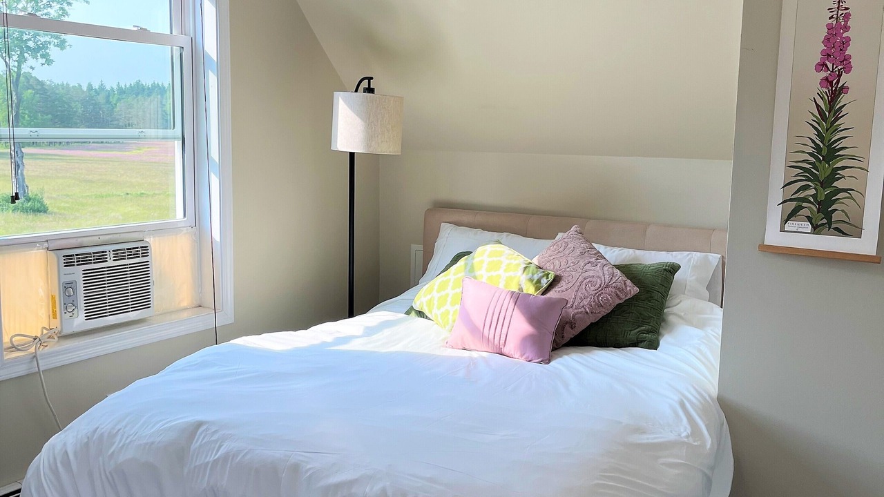 Photo of Bedroom in Ithaca