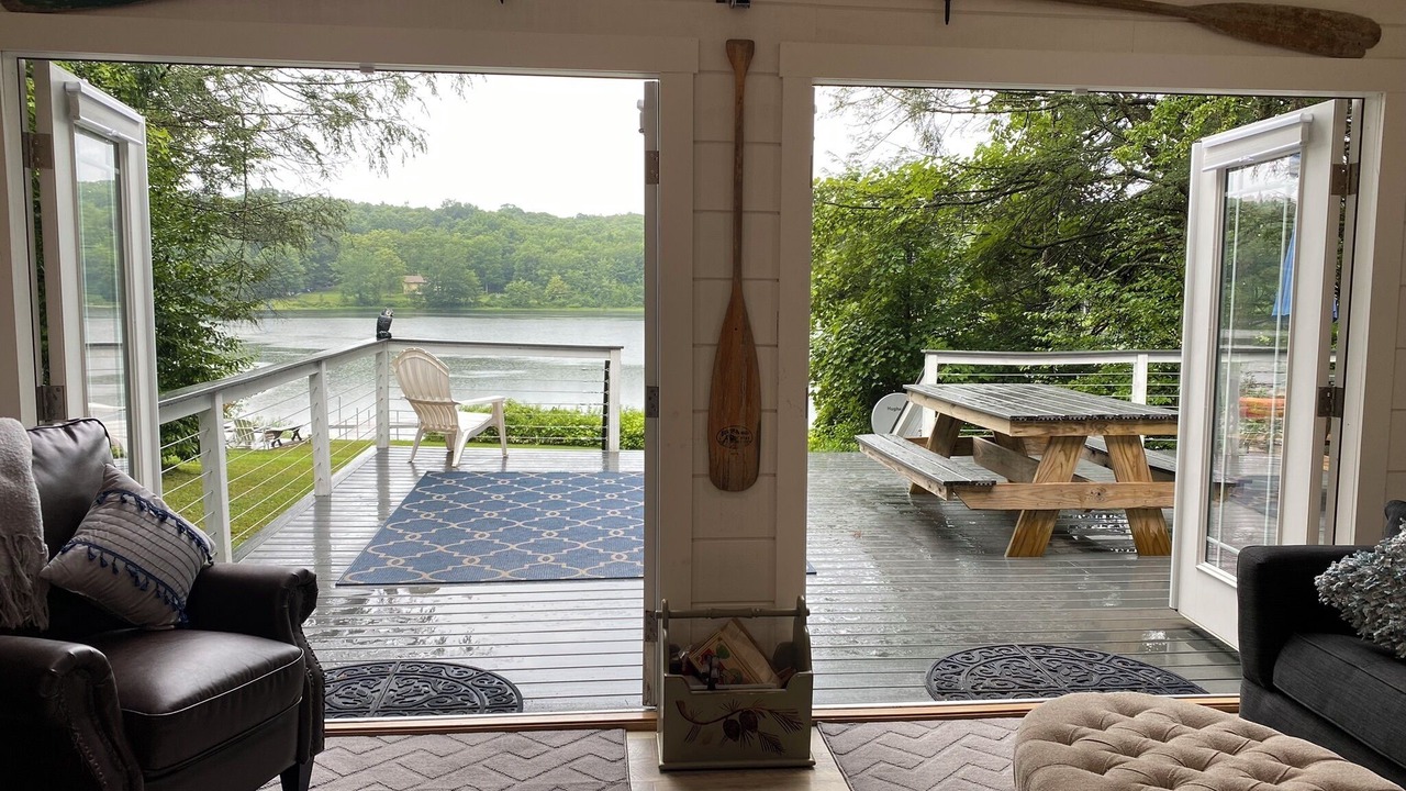 Photo of Livingroom in Long Eddy