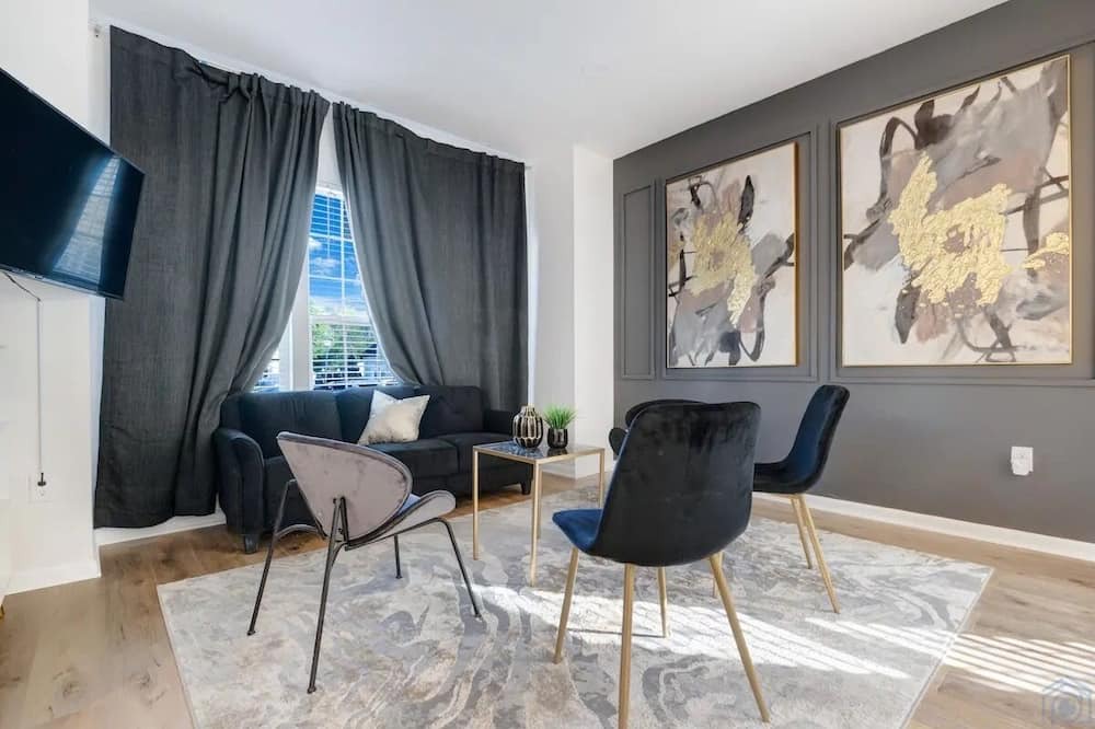 Photo of Others in Clinton