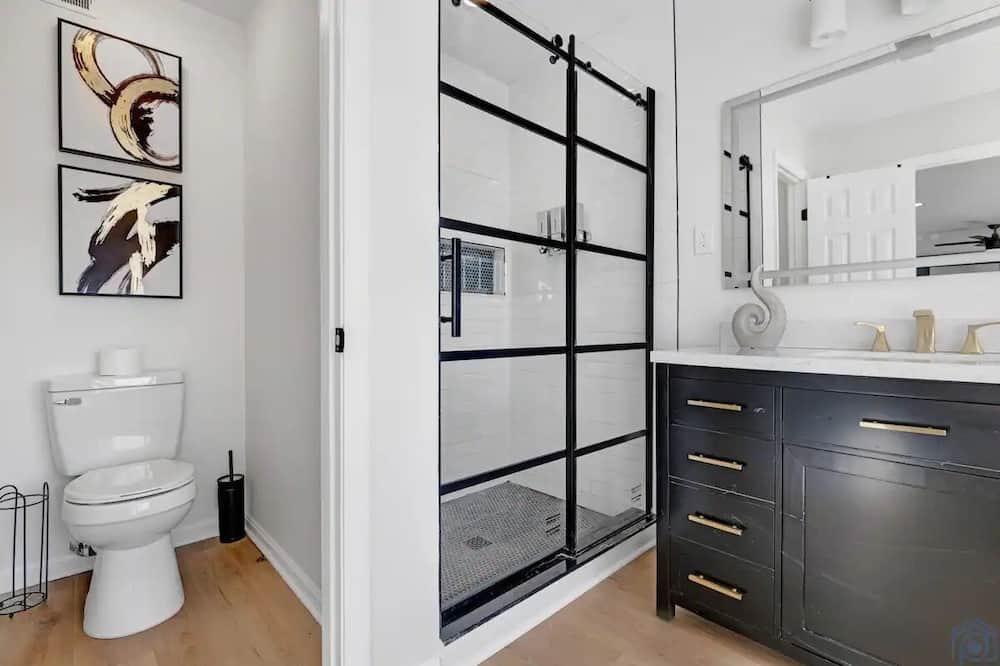 Photo of Bathroom in Clinton