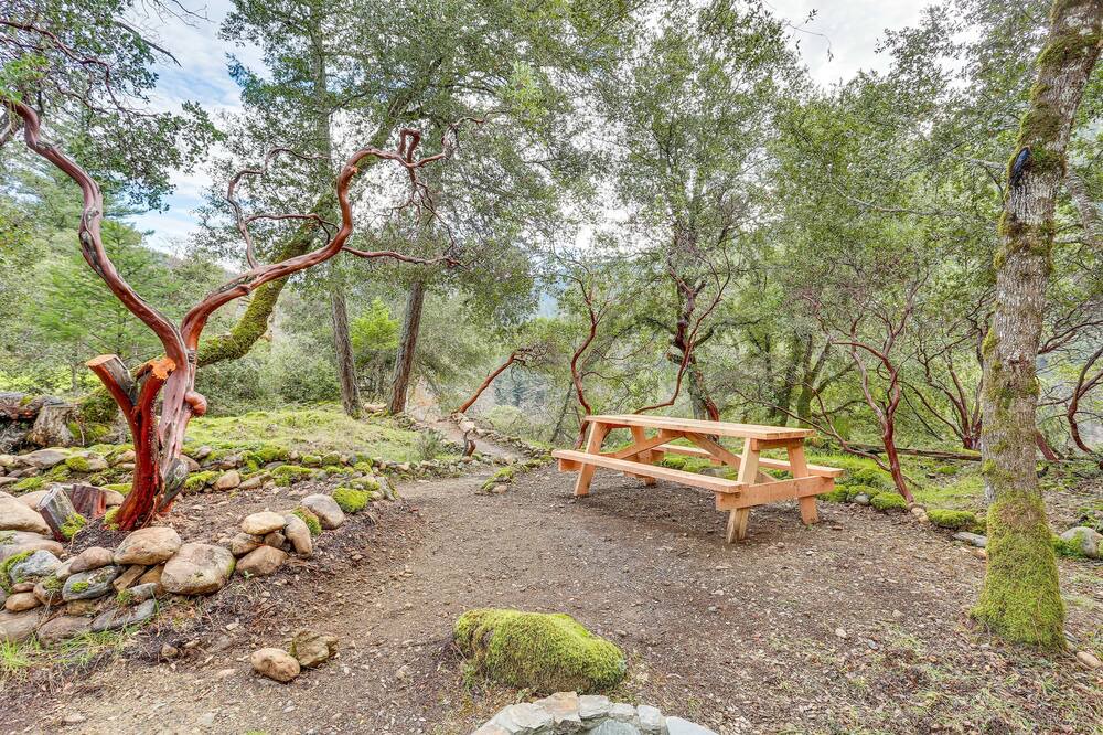 Photo of Outdoor in Trinity Village