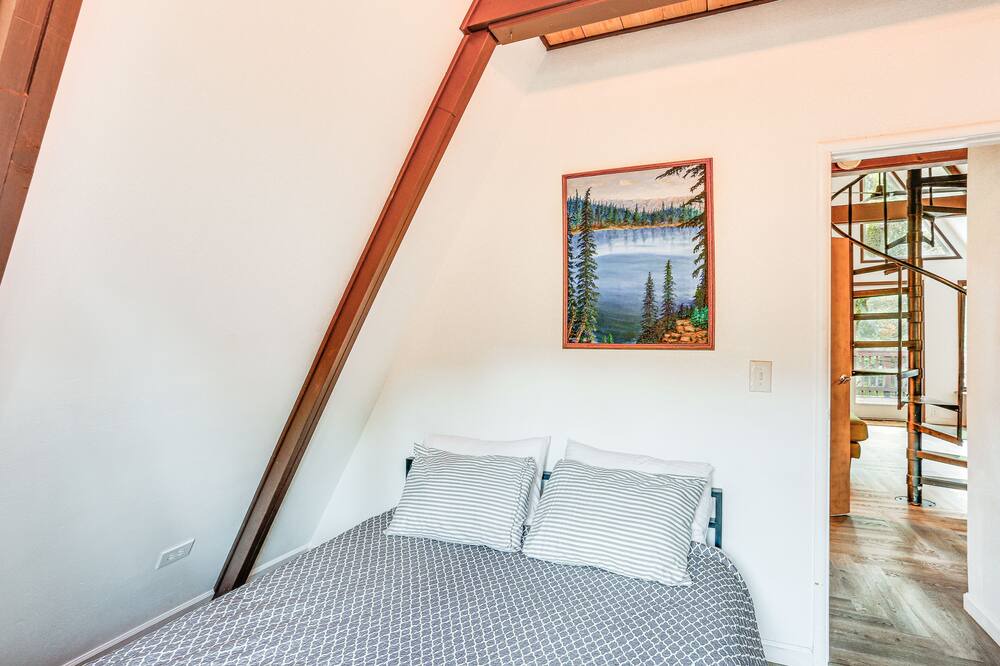 Photo of Bedroom in Trinity Village