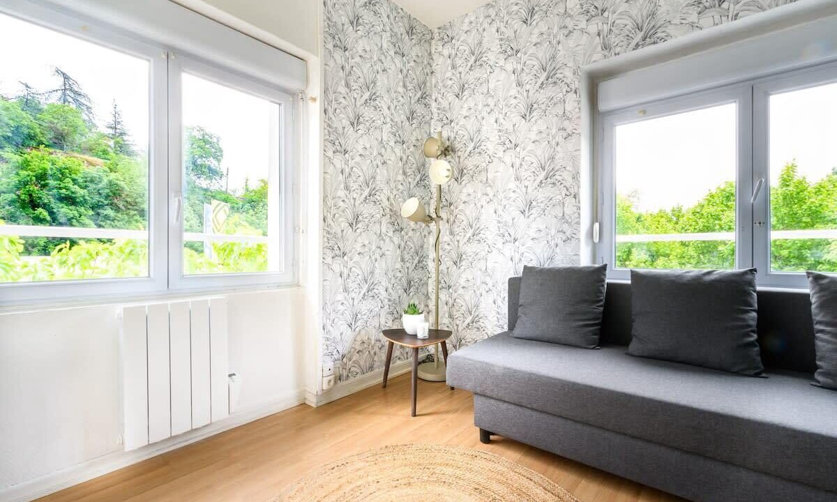 Photo of Livingroom in 9th Arrondissement