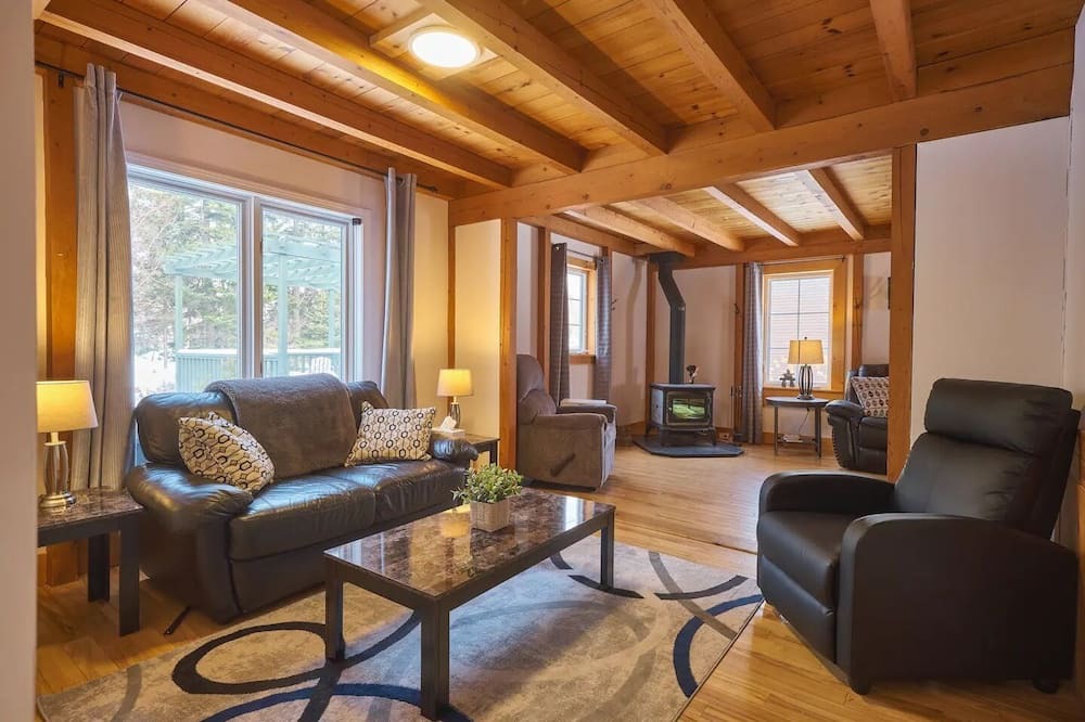 Photo of Livingroom in Steady Brook