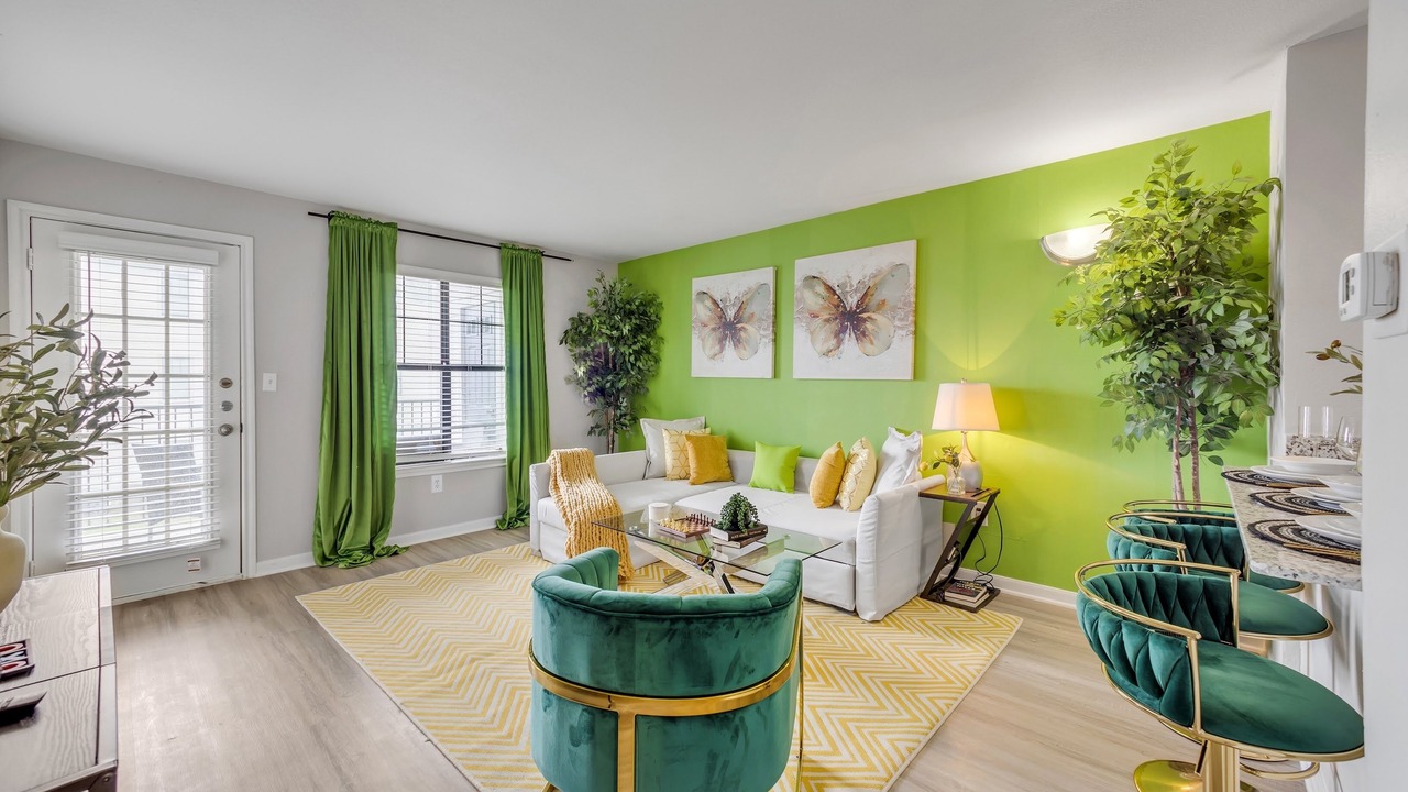 Photo of Livingroom in Pleasant Valley