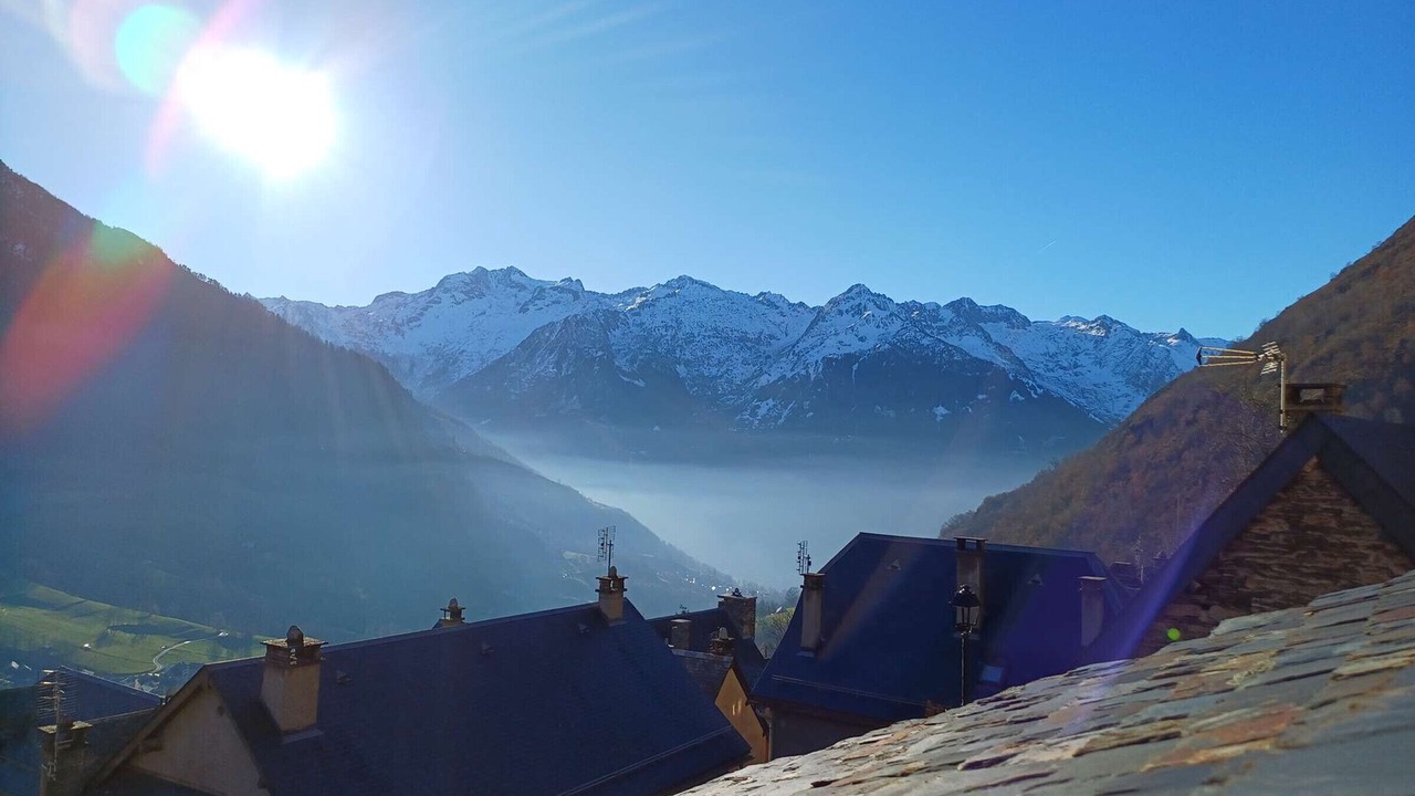Photo of Outdoor in Sers