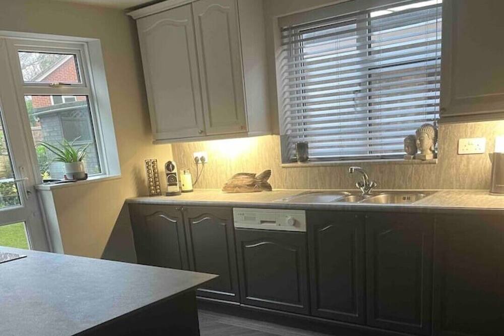 Photo of Kitchen in Bagshot