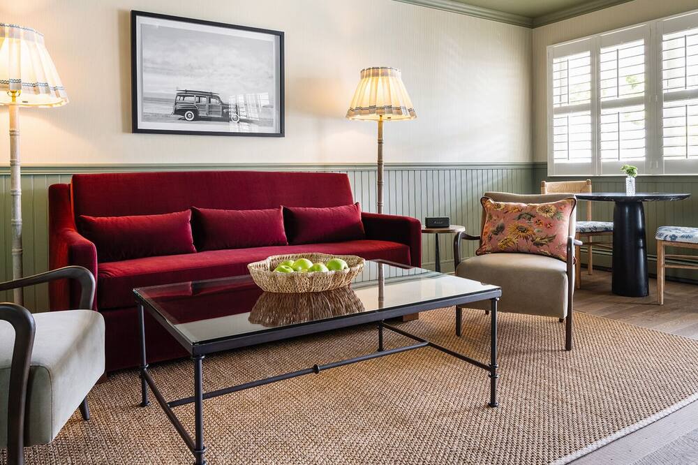 Photo of Livingroom in Northeast Carmel