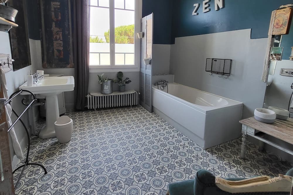 Photo of Bathroom in Belin-Beliet