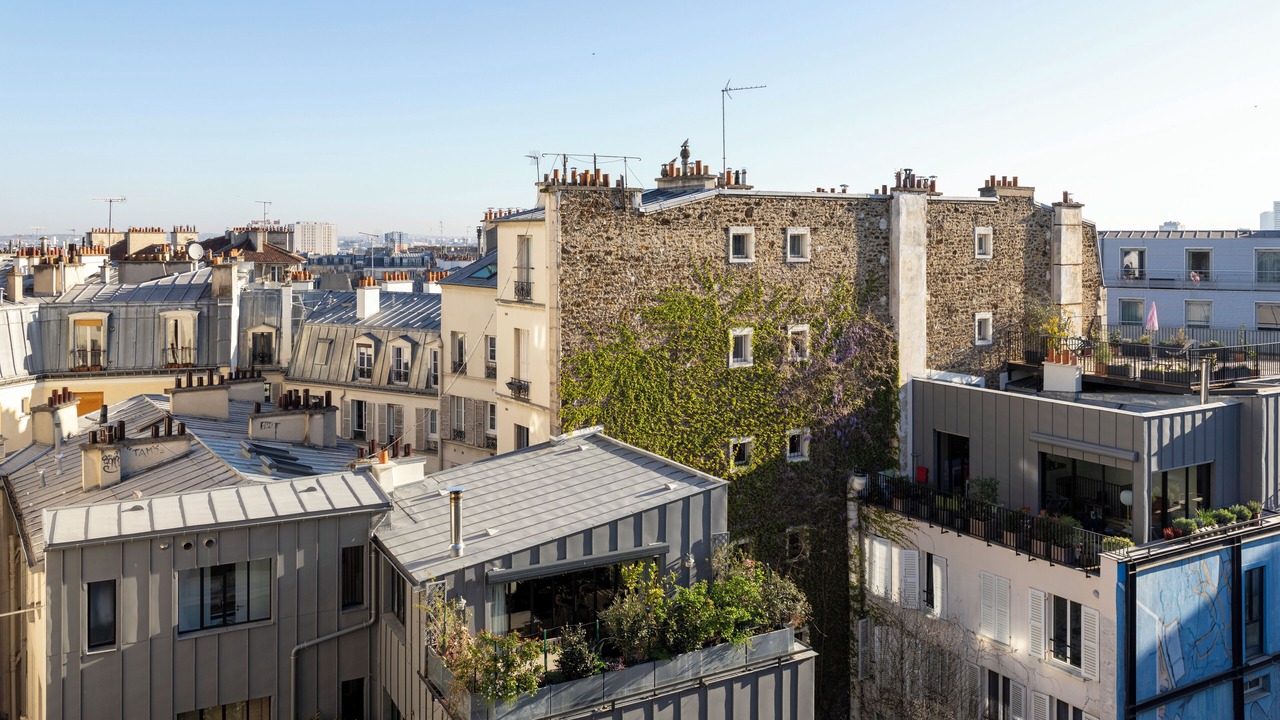 Photo of Bedroom in Clignancourt