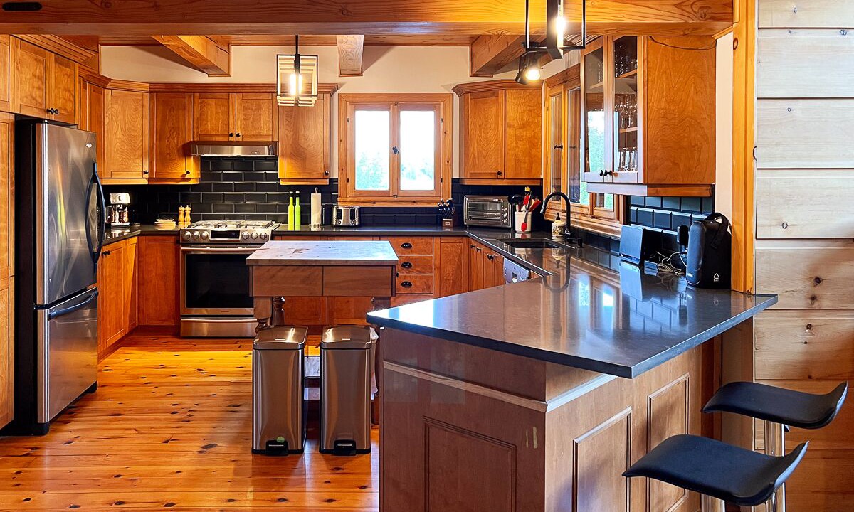 Photo of Kitchen in Notre-Dame-de-la-Merci