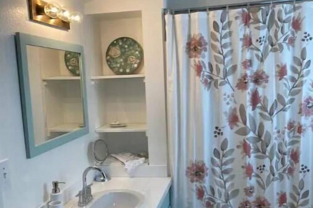 Photo of Bathroom in Snohomish