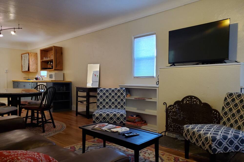 Photo of Livingroom in Tyrone
