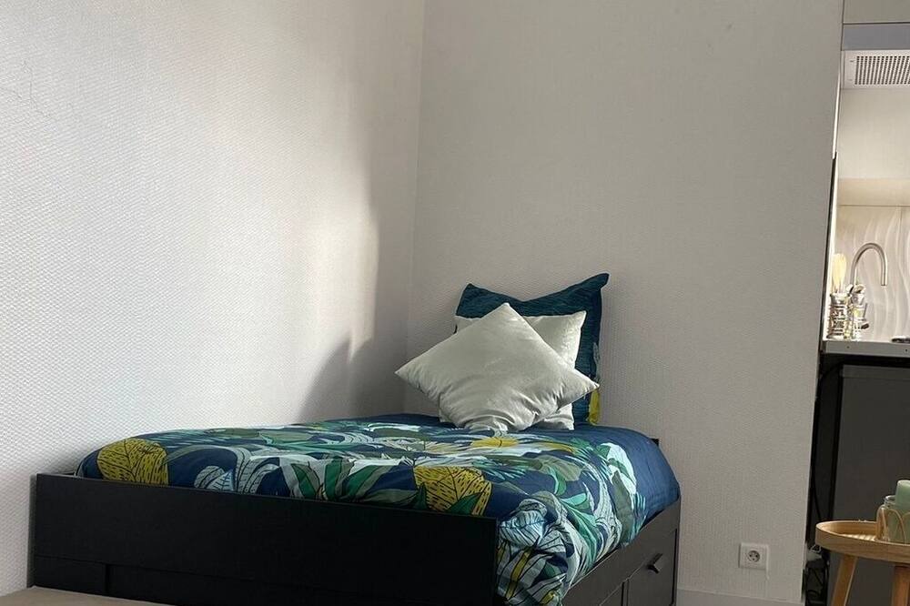 Photo of Bedroom in Miroir - Batignolles