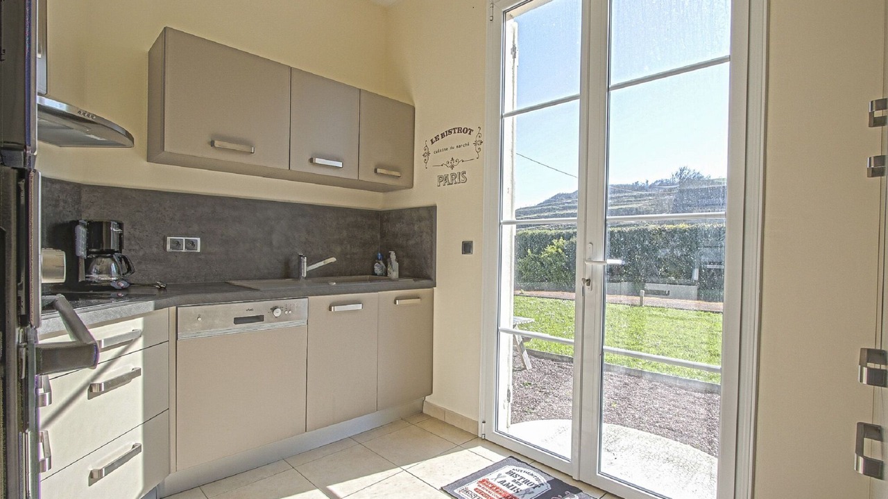 Photo of Kitchen in Sainte-Honorine-des-Pertes