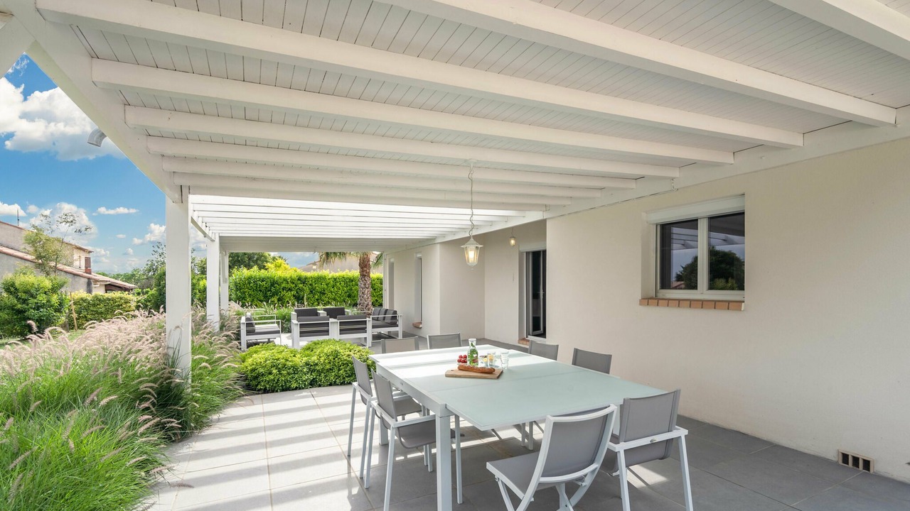 Photo of Outdoor in Saint-Genies-de-Fontedit
