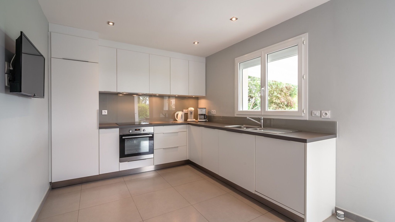 Photo of Kitchen in Saint-Genies-de-Fontedit