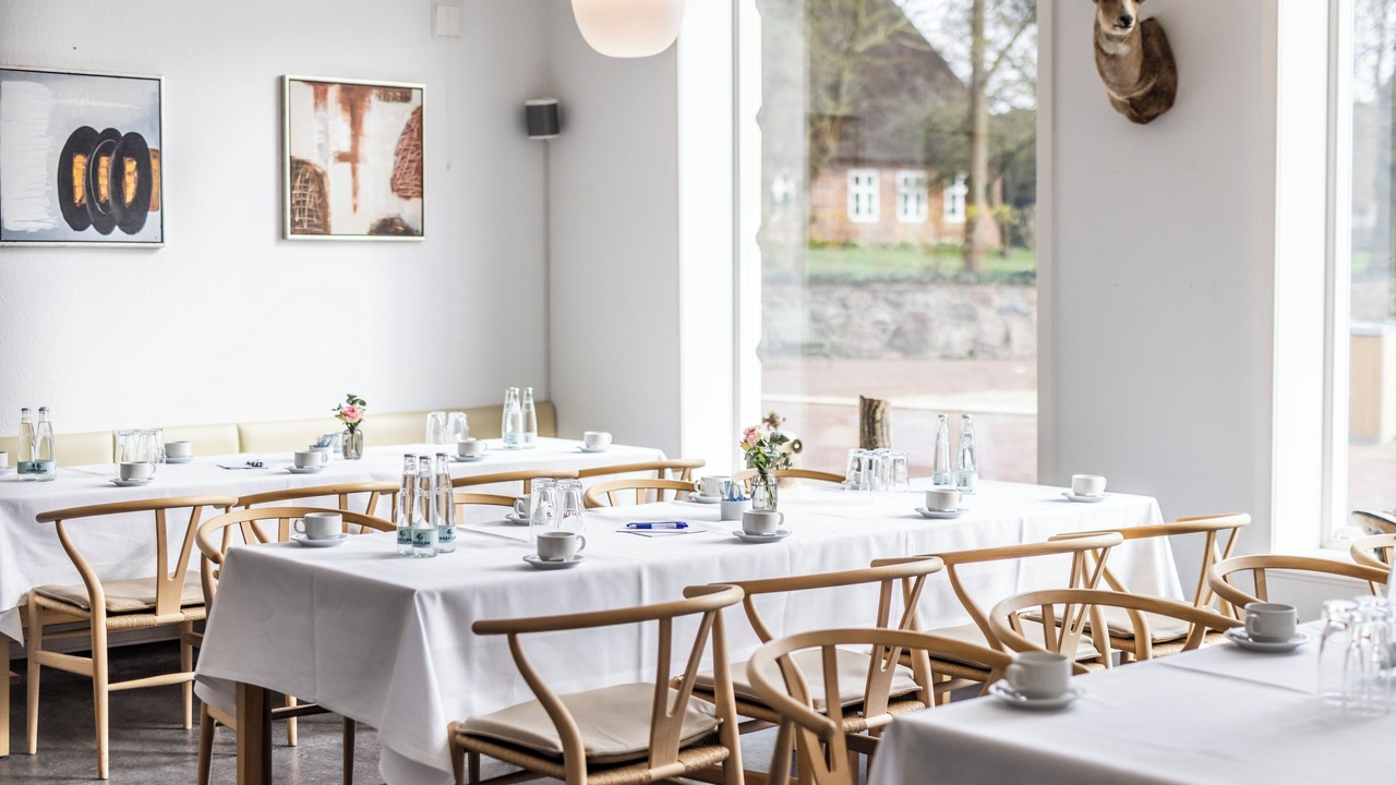 Photo of Others in Hojer