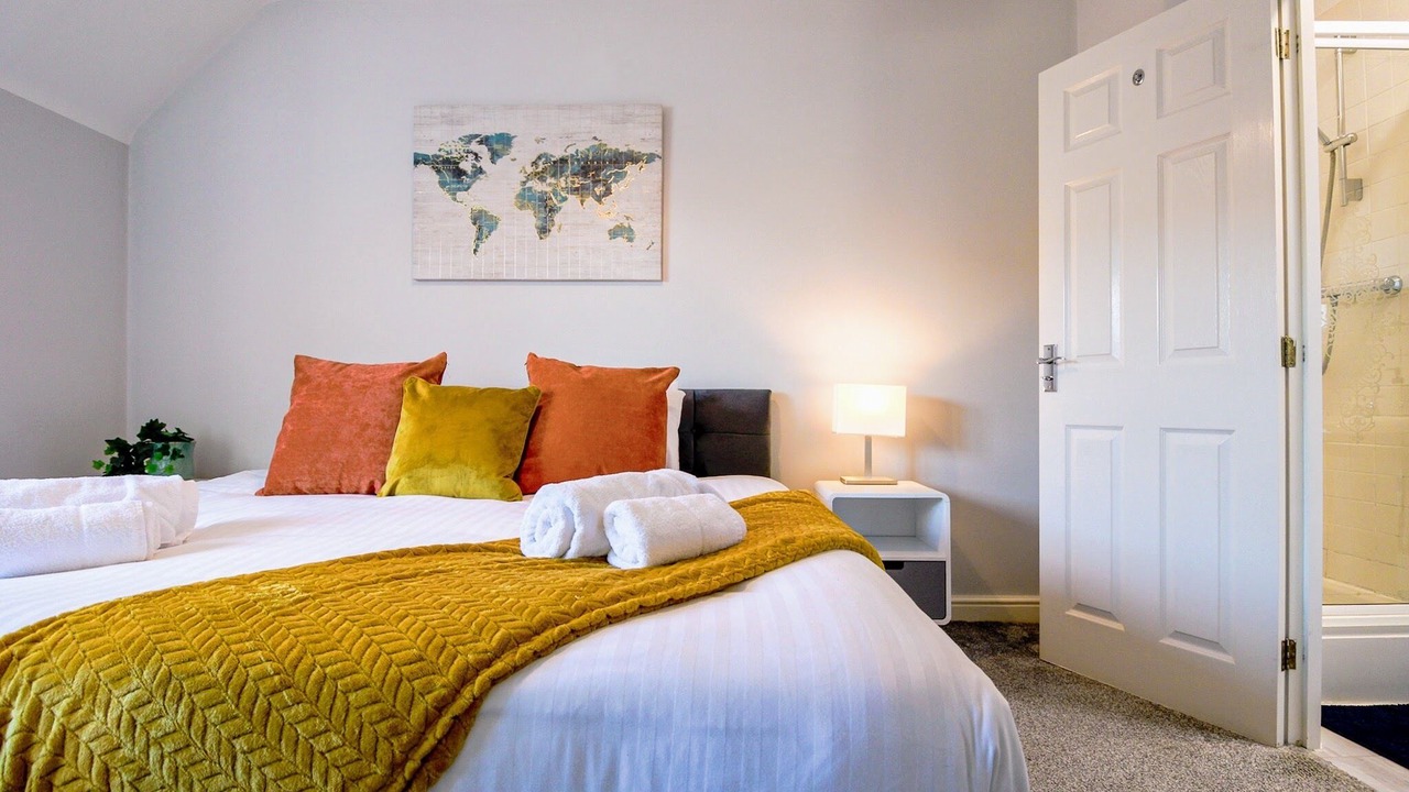 Photo of Others in Hatfield