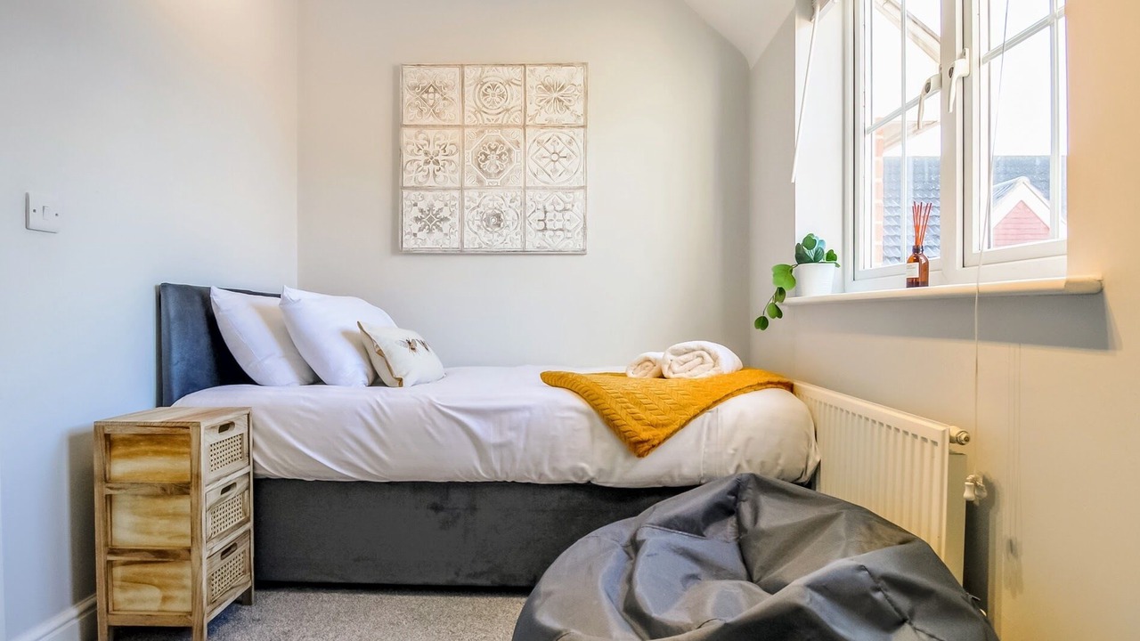 Photo of Others in Hatfield