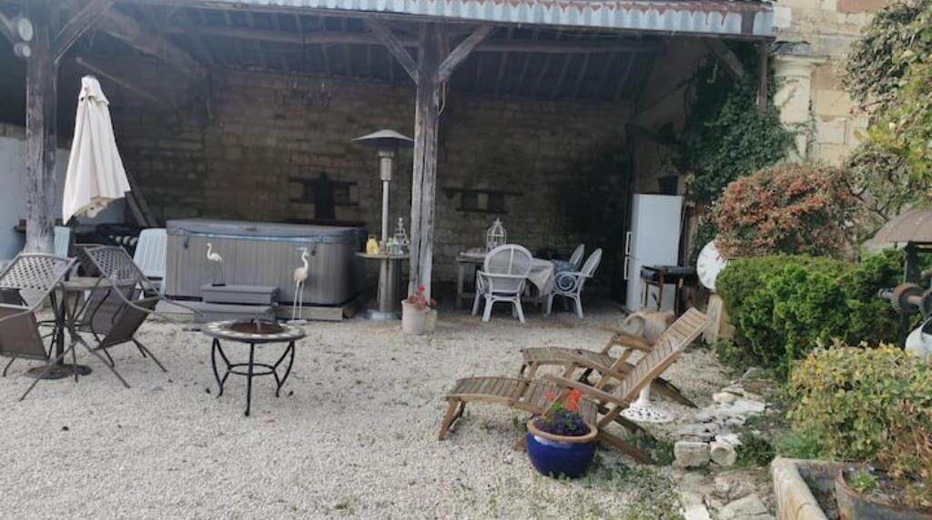 Photo of Patio Balcony in Loudun