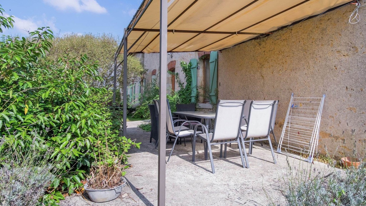 Photo of Patio Balcony in Giroux
