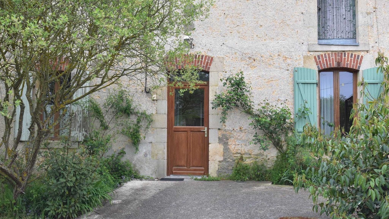 Photo of Outdoor in Giroux