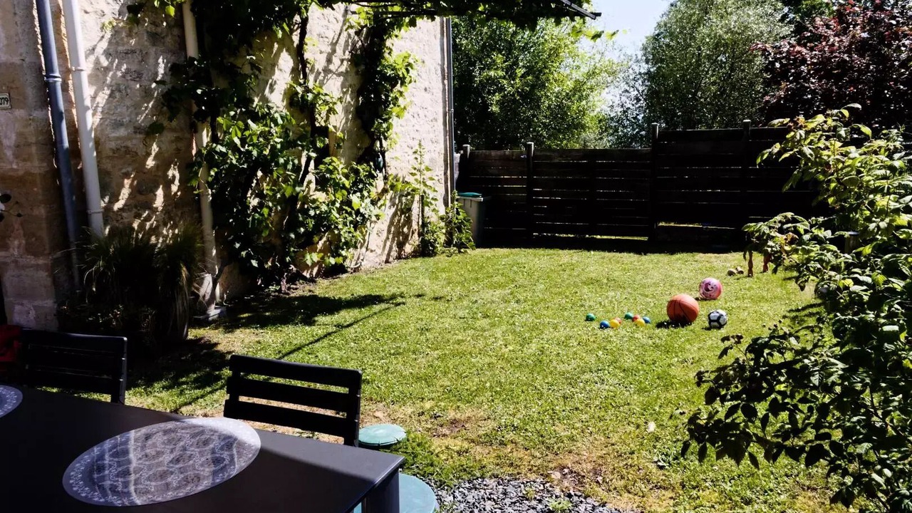 Photo of Outdoor in Yssandon