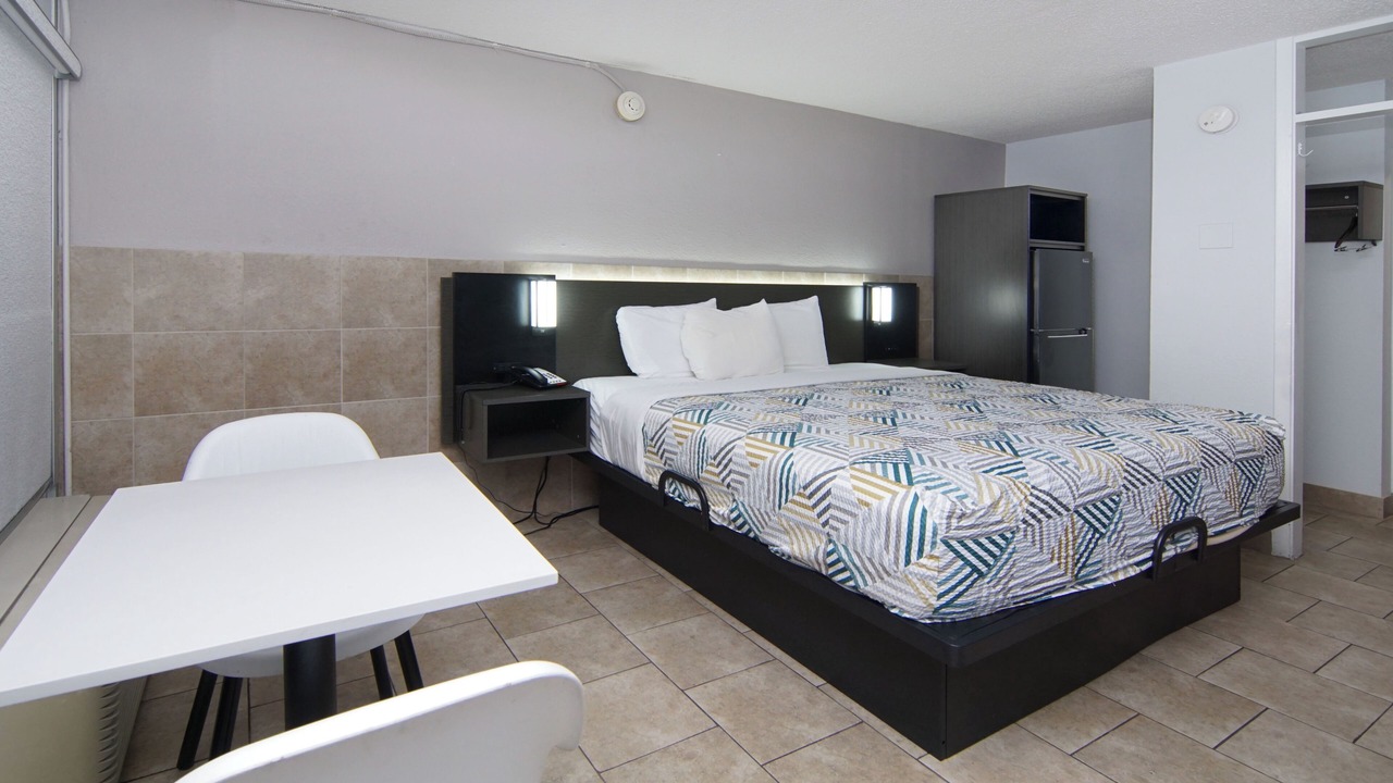 Photo of Bedroom in Mesquite