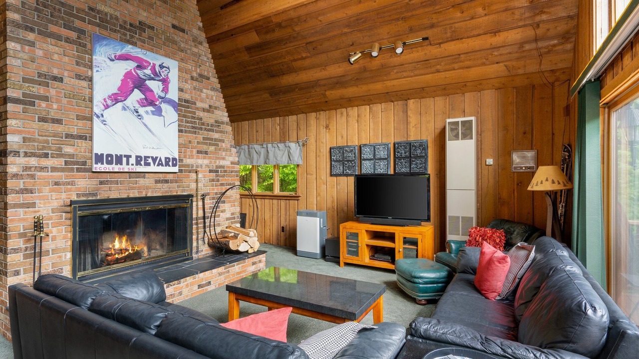 Photo of Livingroom in Bellaire