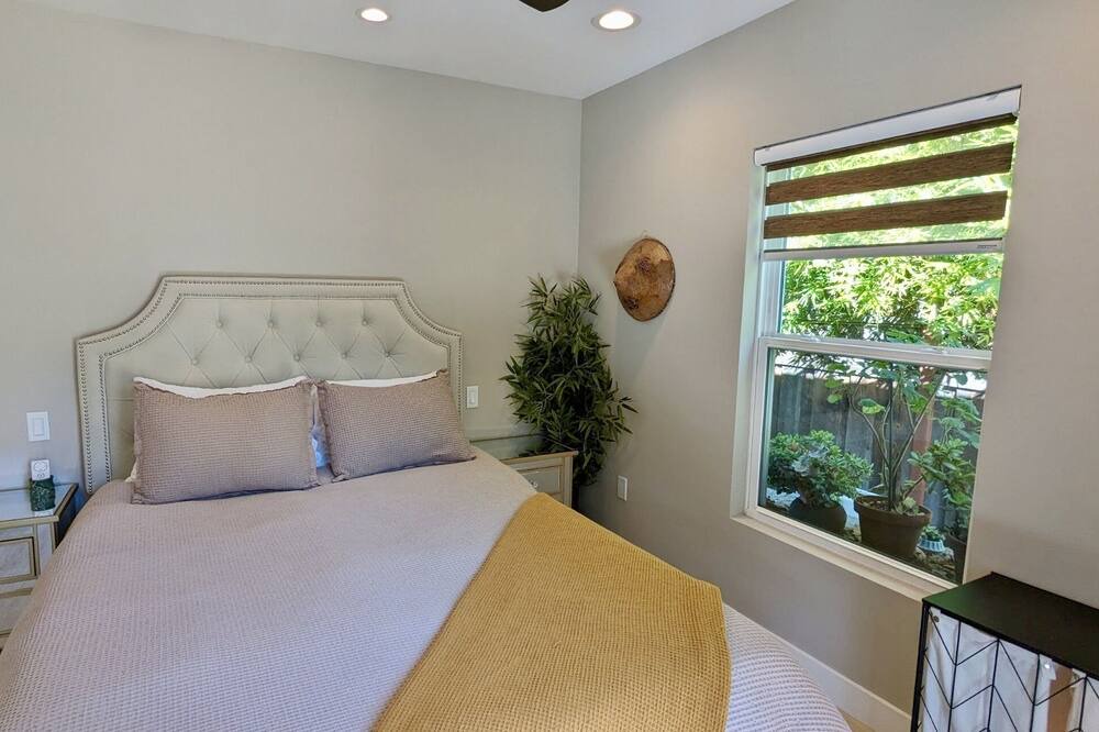 Photo of Bedroom in Pleasanton