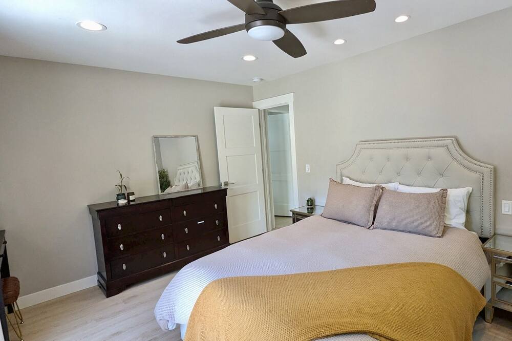 Photo of Bedroom in Pleasanton
