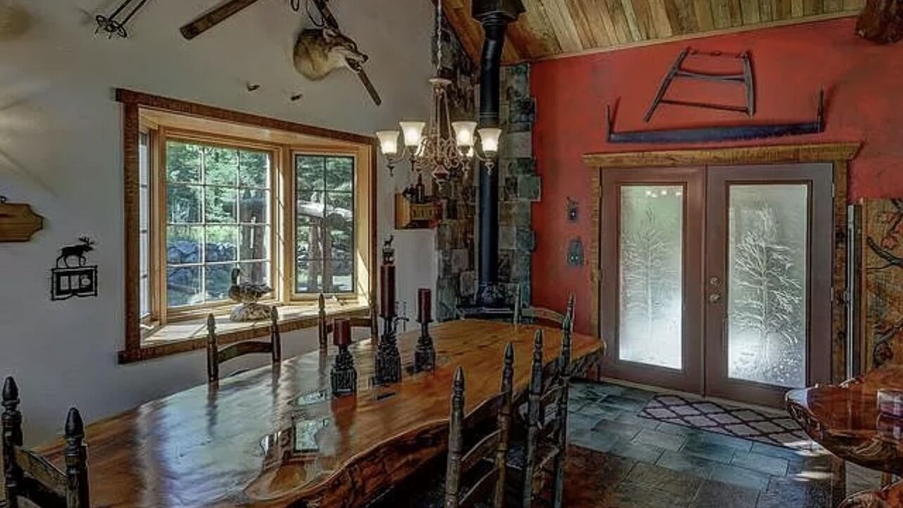 Photo of Livingroom in Eagle River