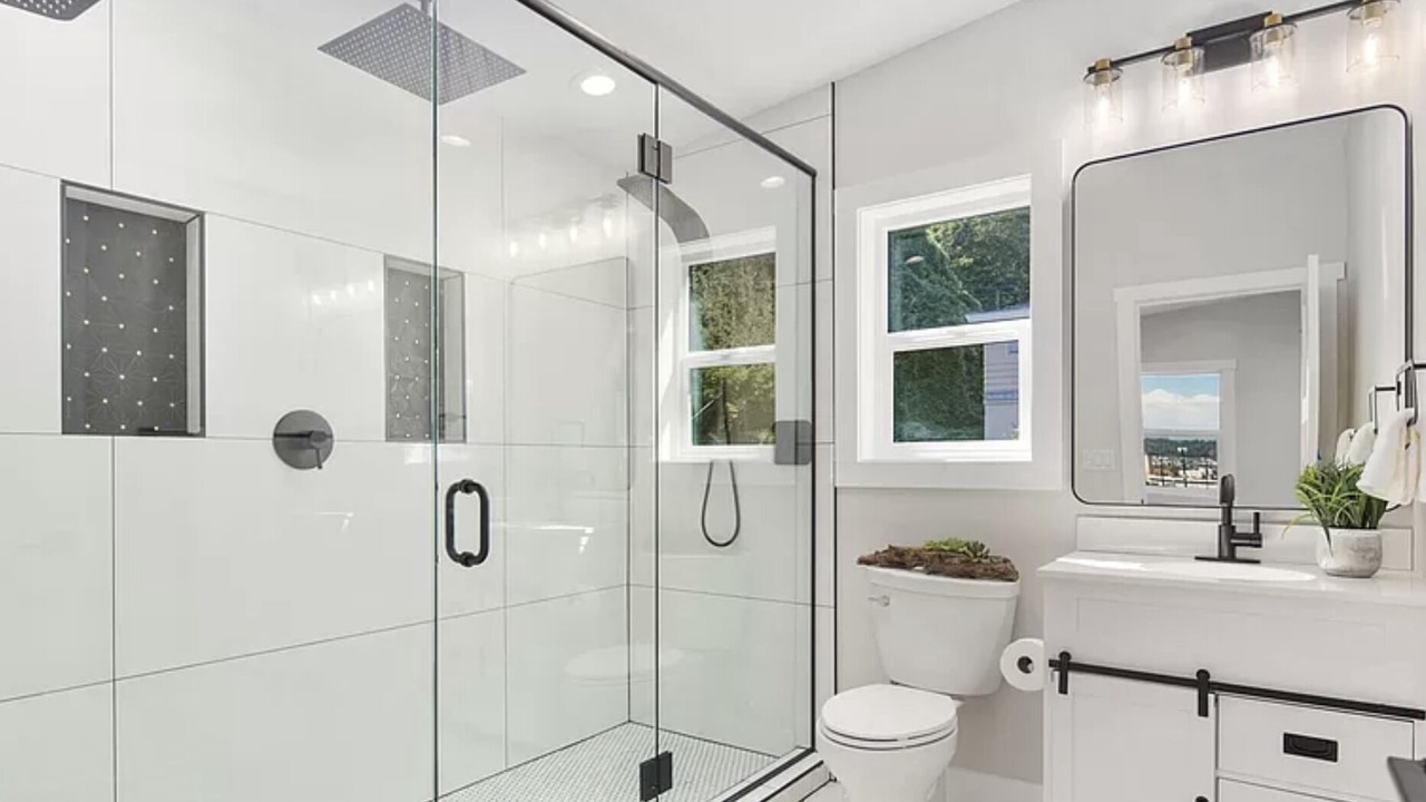 Photo of Others in North Admiral