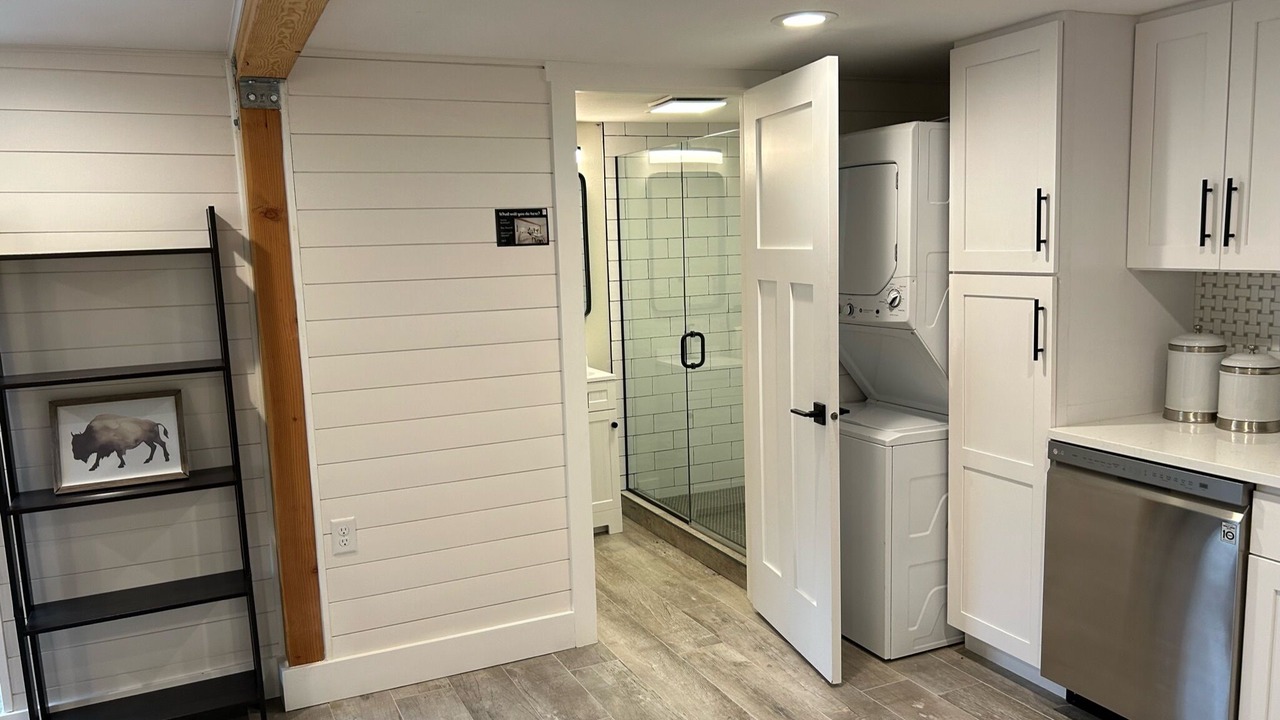 Photo of Others in North Admiral