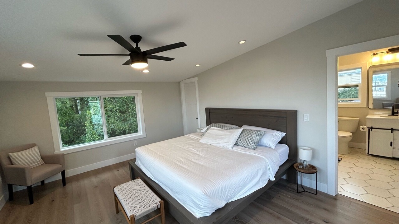 Photo of Others in North Admiral