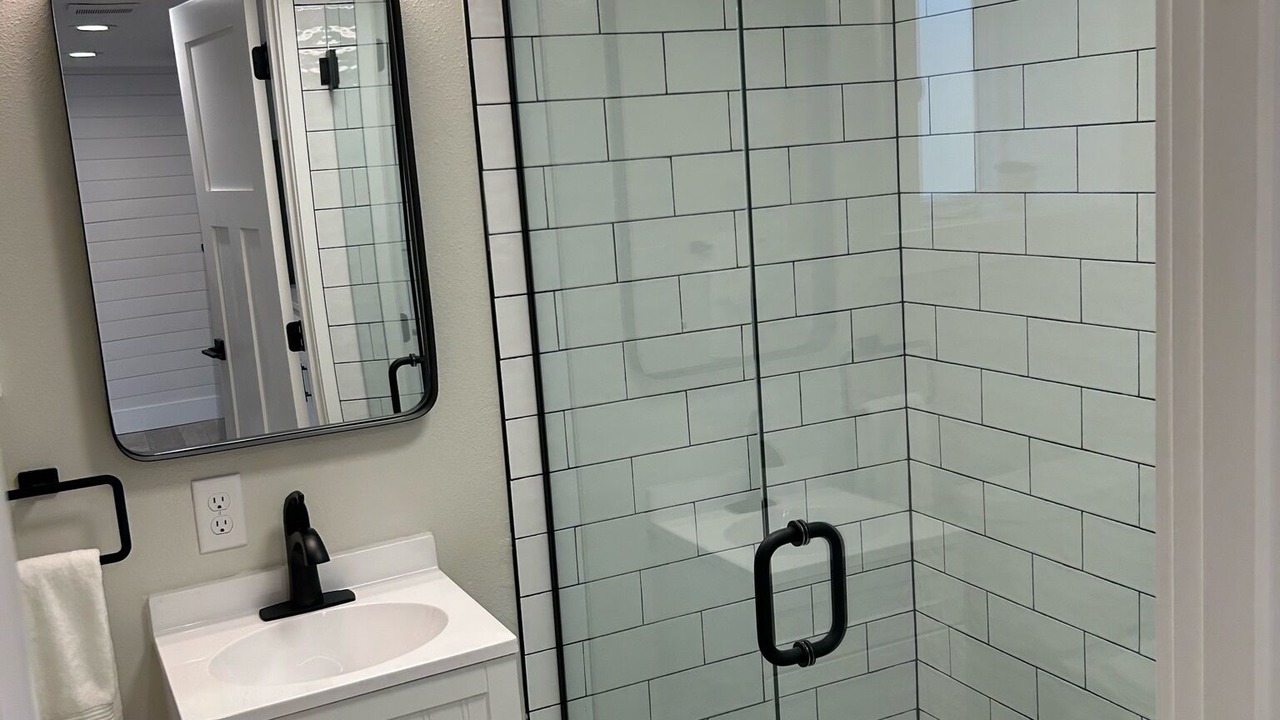 Photo of Others in North Admiral