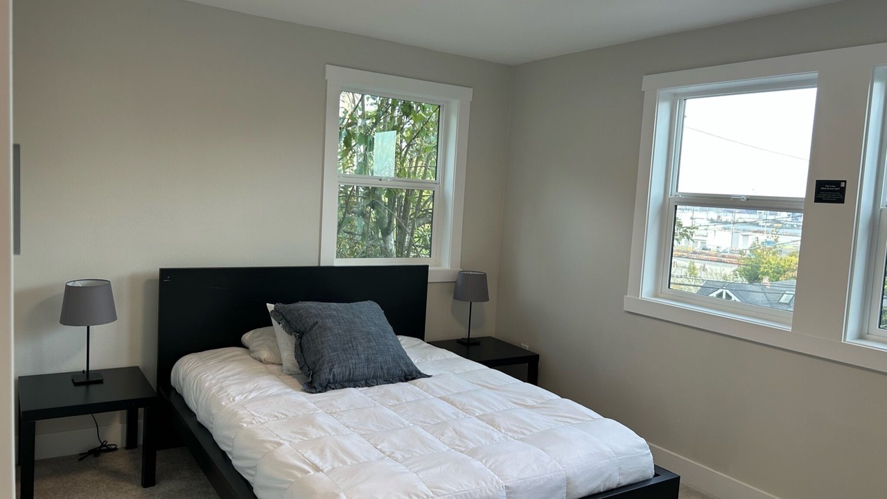 Photo of Others in North Admiral