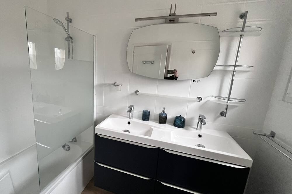 Photo of Bathroom in Vosne-Romanee