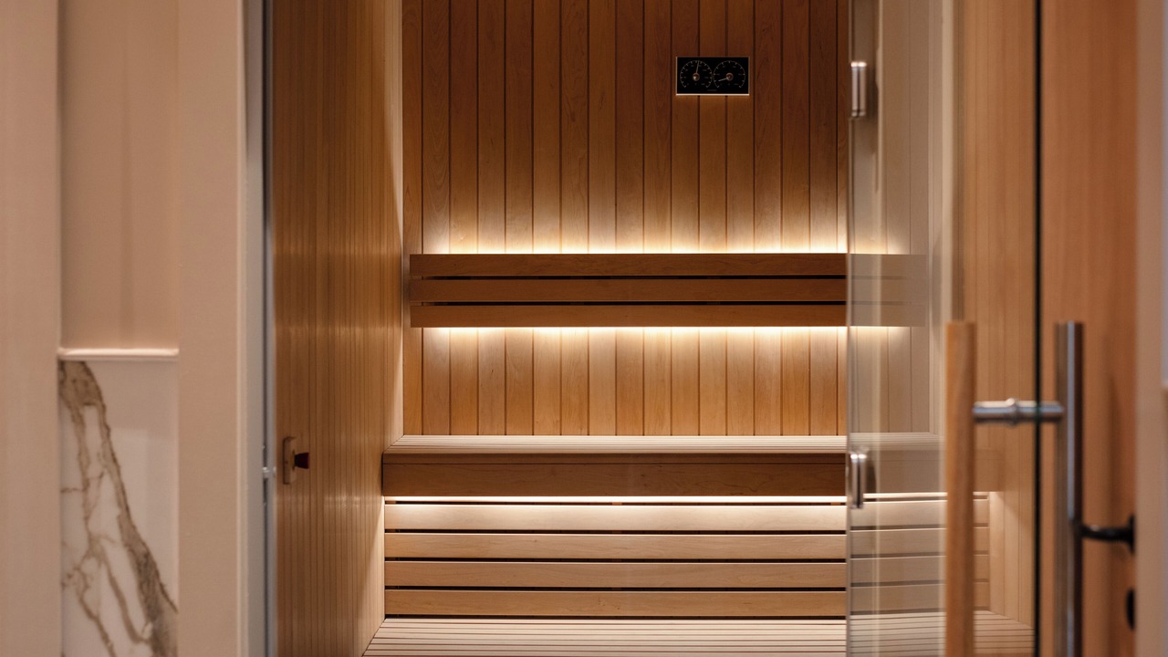 Photo of Others in Notre-Dame