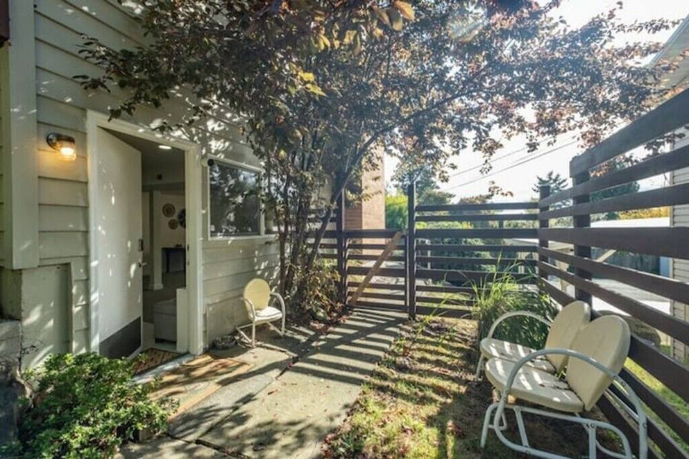 Photo of Outdoor in Seattle Metro Area