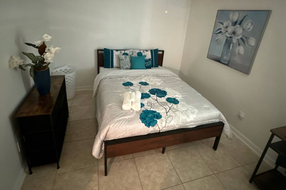 Photo of Bedroom in Royal Palm Beach