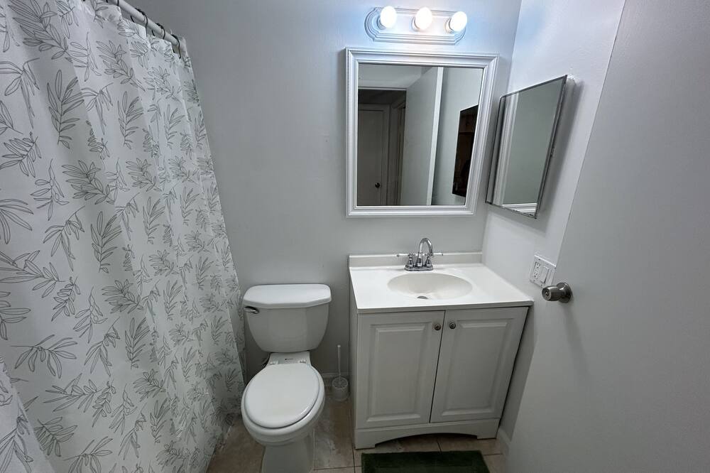 Photo of Bathroom in Royal Palm Beach