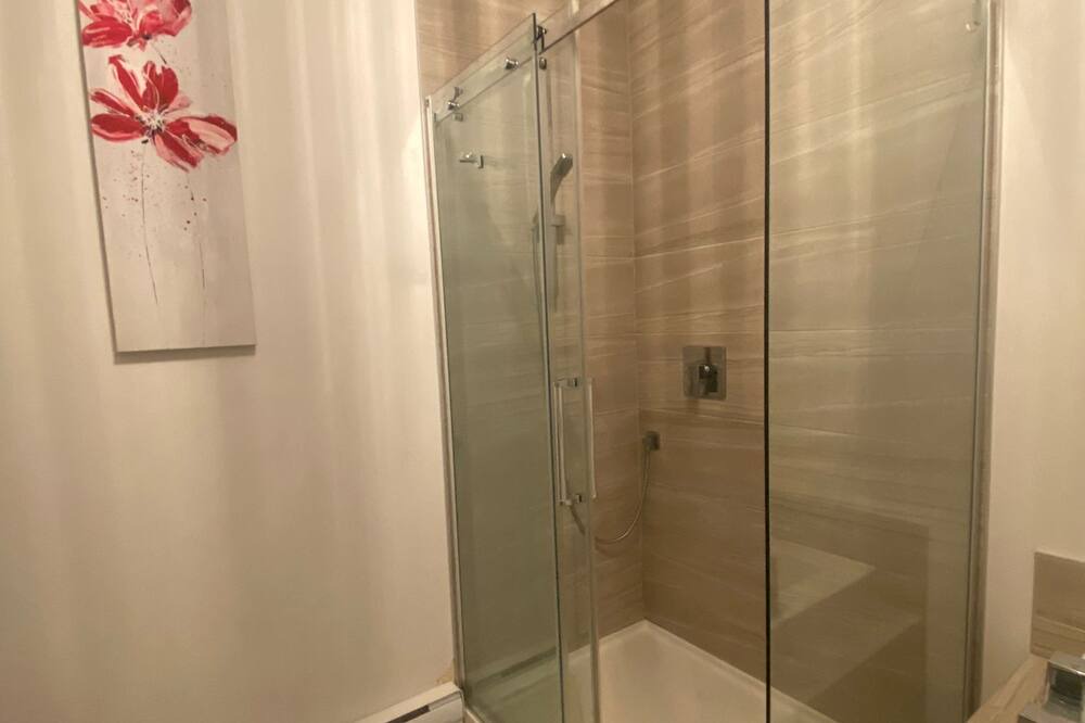 Photo of Bathroom in Blainville