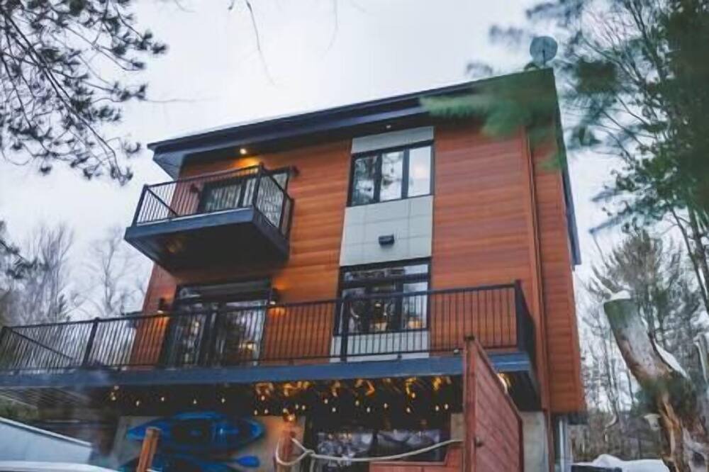 Photo of Outdoor in Rawdon